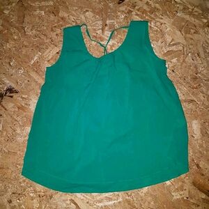BNWOT Womens GREEN Top size L